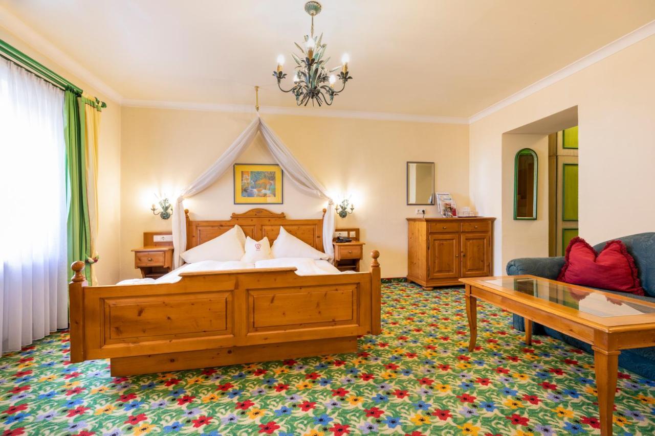 Hotel & Restaurant Wastlwirt Sankt Michael im Lungau Eksteriør billede