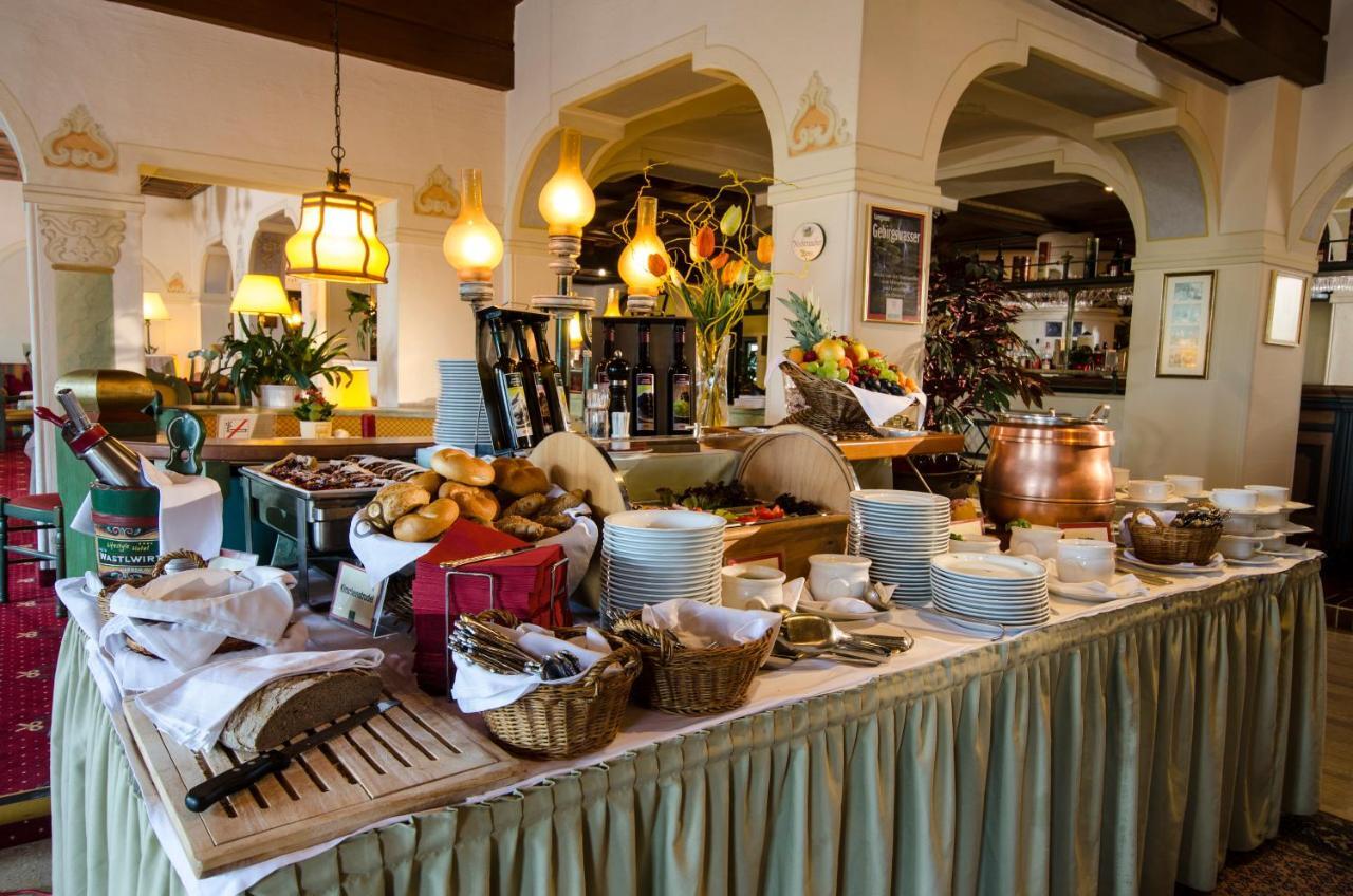 Hotel & Restaurant Wastlwirt Sankt Michael im Lungau Eksteriør billede